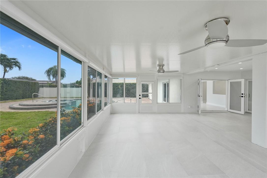 EMERALD HILLS - Residential