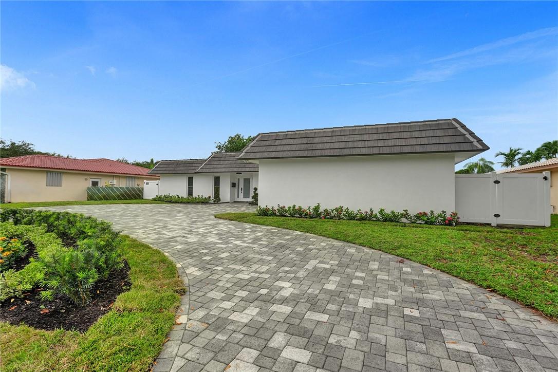 EMERALD HILLS - Residential