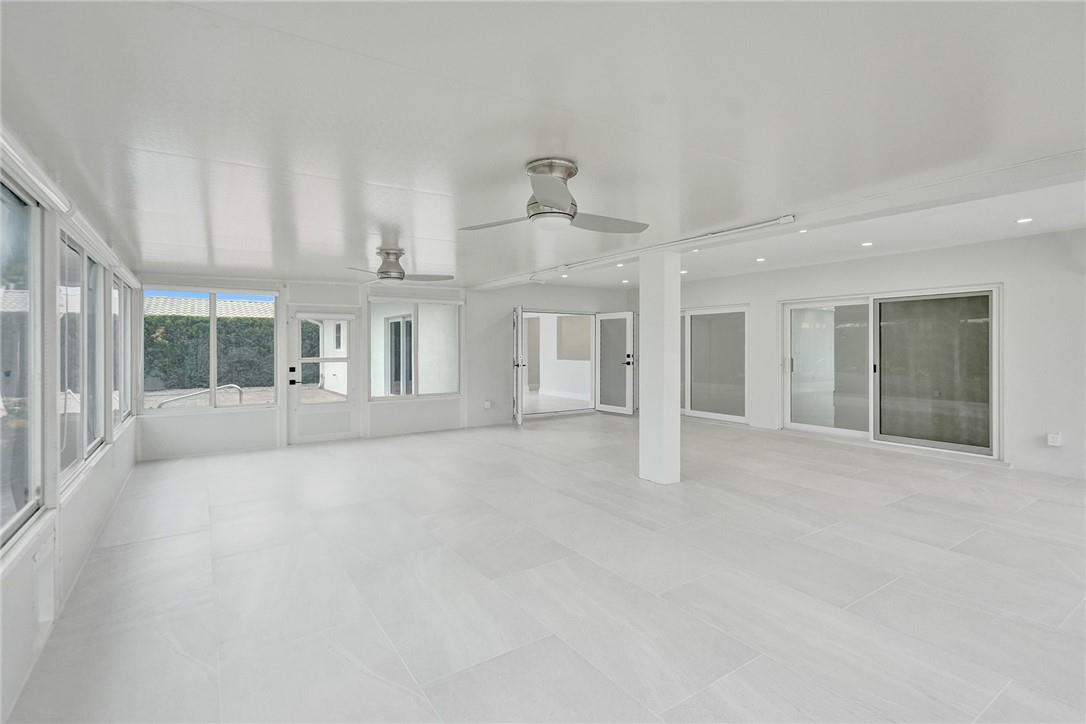 EMERALD HILLS - Residential