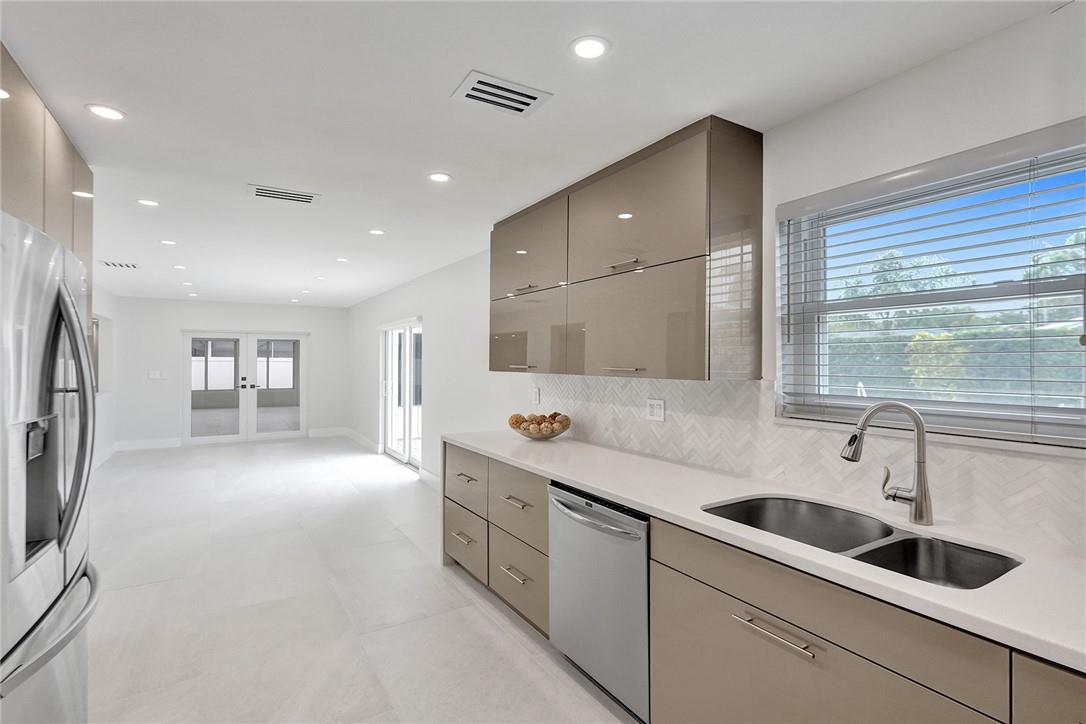 EMERALD HILLS - Residential