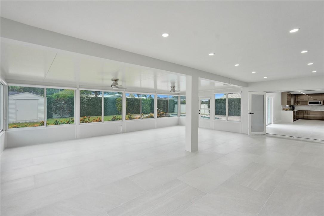 EMERALD HILLS - Residential