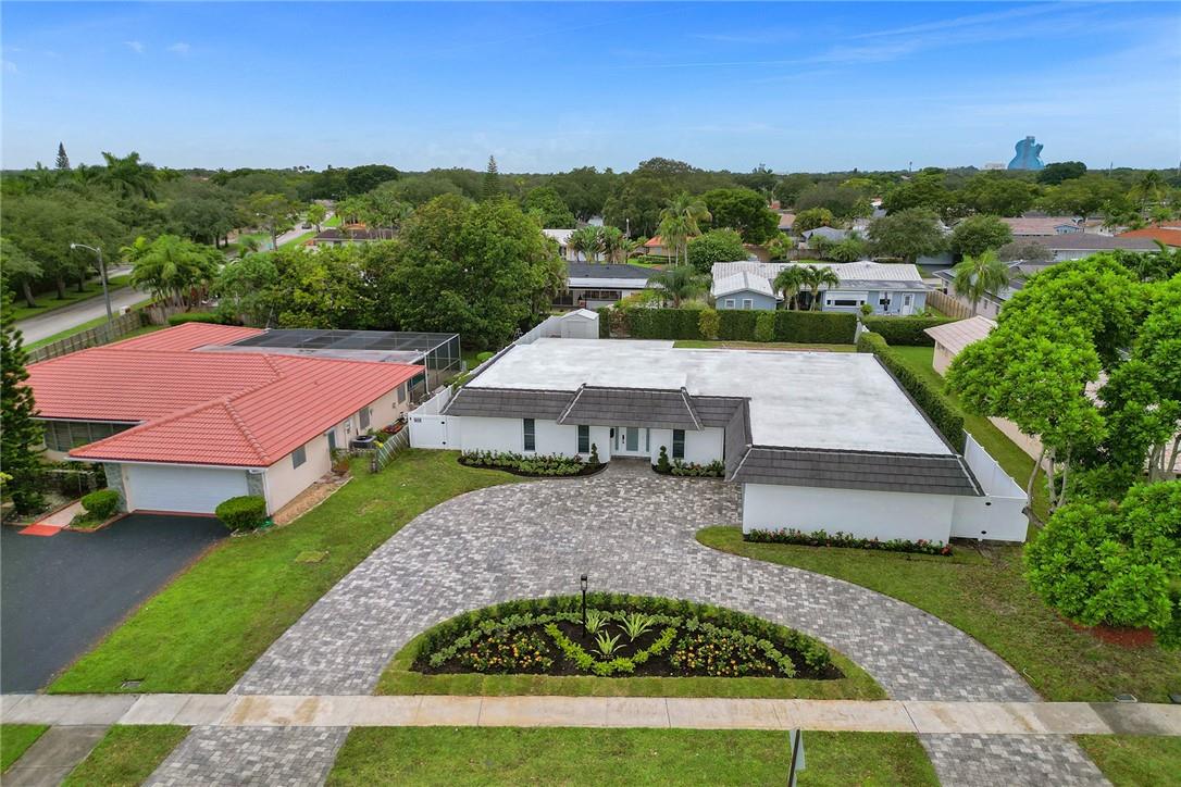 EMERALD HILLS - Residential