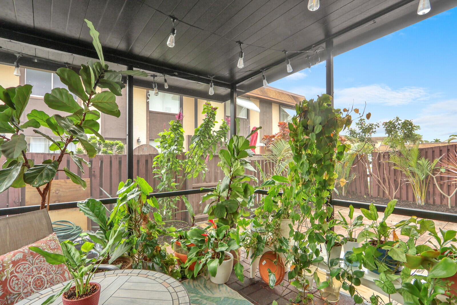 QUAIL HOLLOW CONDO - Residential