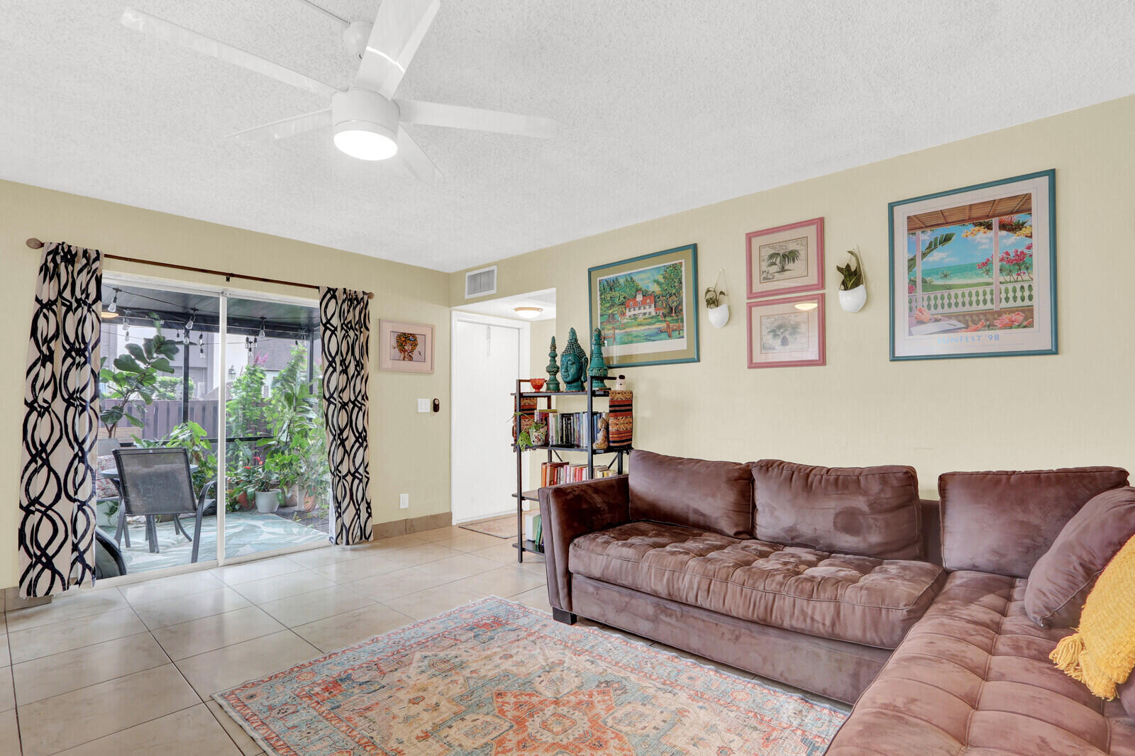 QUAIL HOLLOW CONDO - Residential