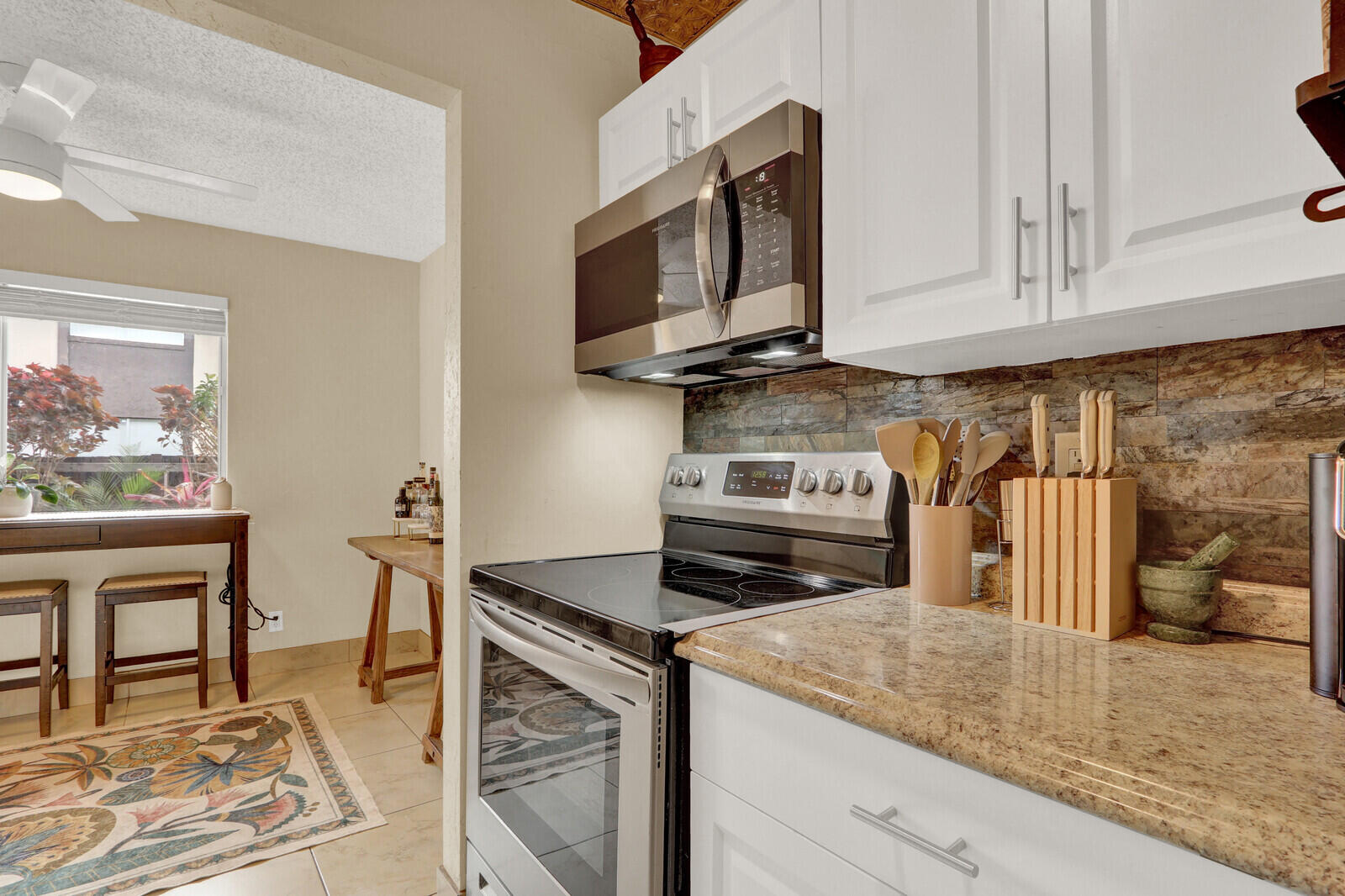 QUAIL HOLLOW CONDO - Residential