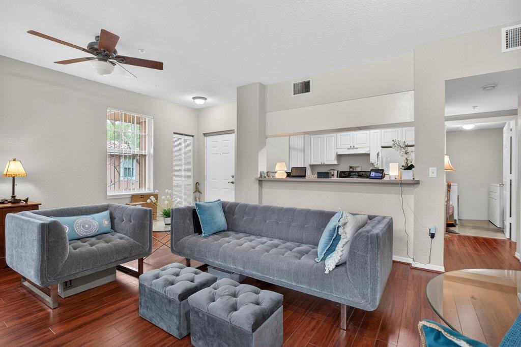 CYPRESS POINTE AT CORAL SPRINGS - Residential Lease