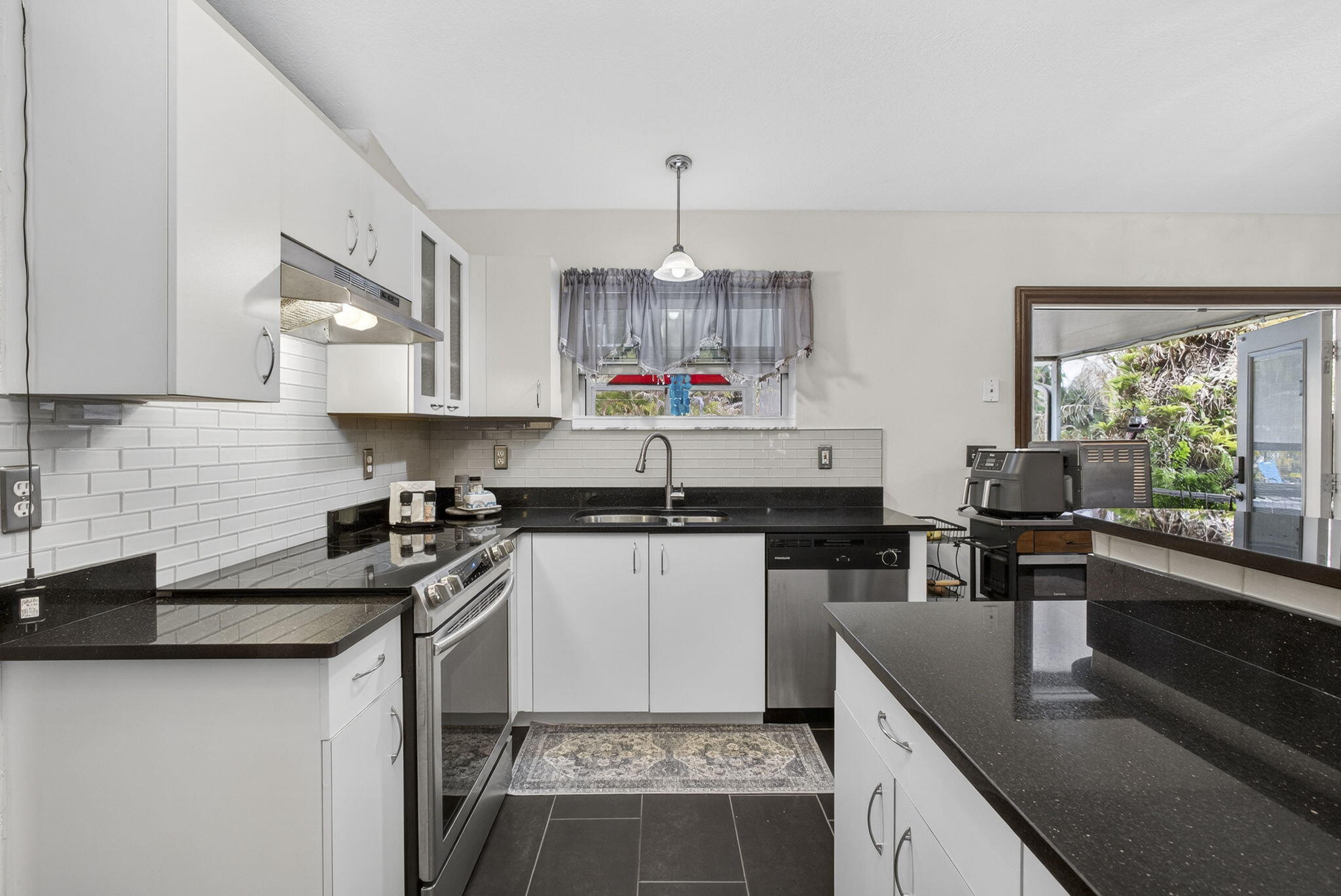 Acreage & Unrec - Residential