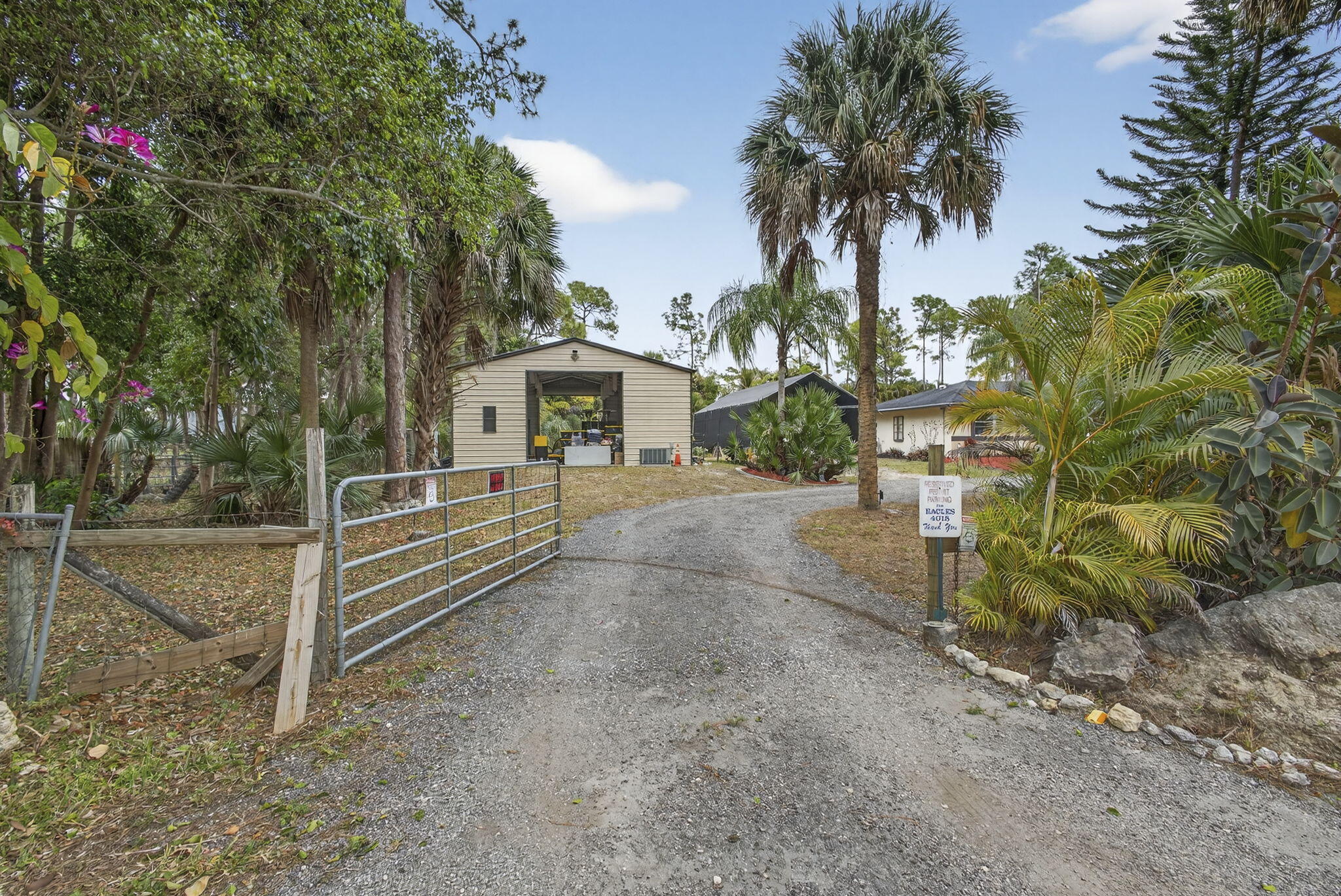 Acreage & Unrec - Residential