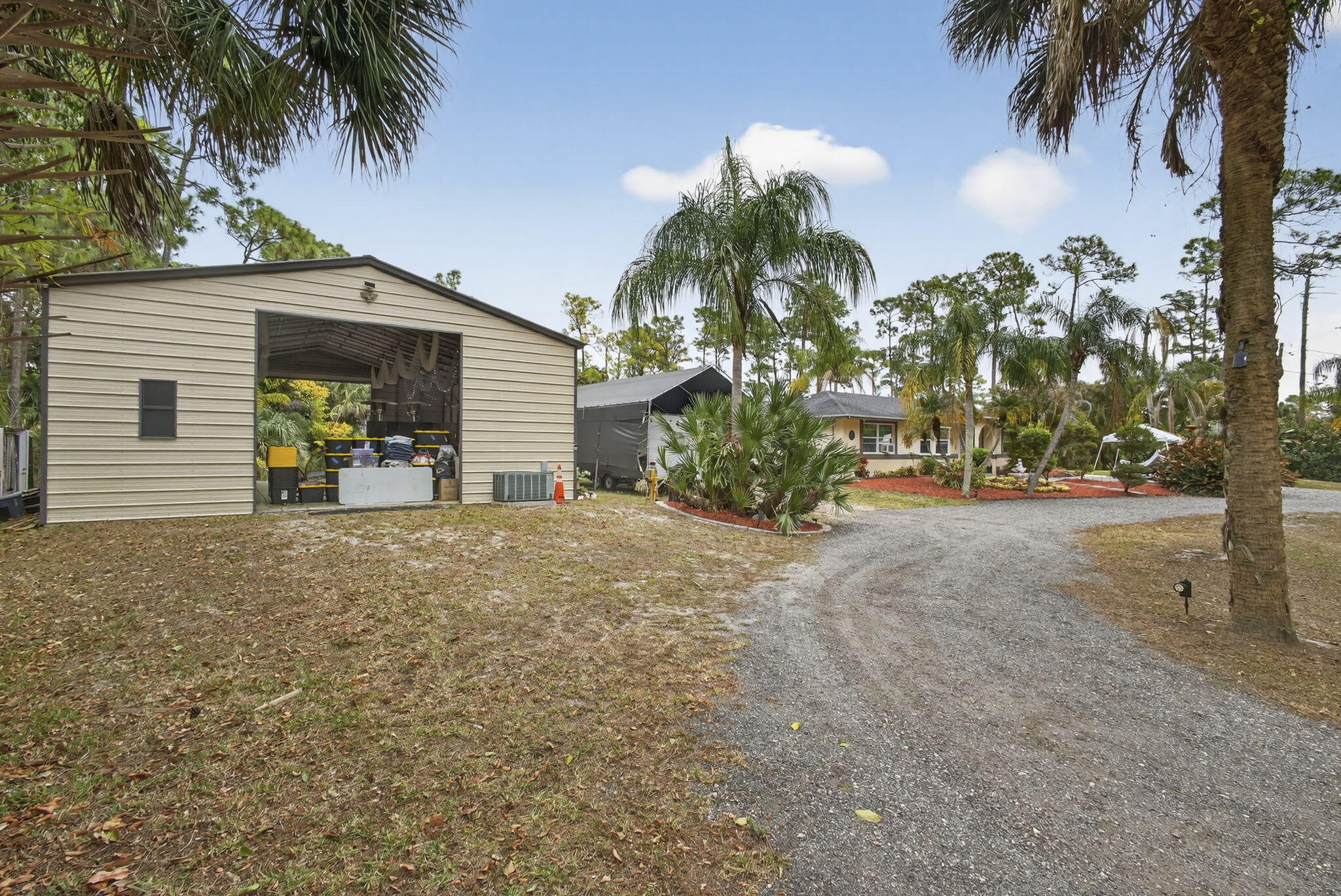 Acreage & Unrec - Residential