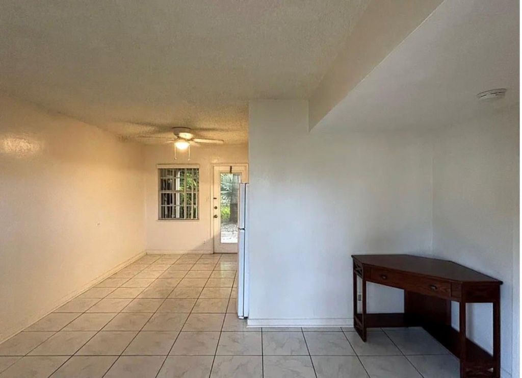 Photo of 704 SE 16th Street #A, Fort Lauderdale, FL 33316 (MLS # F10531308)