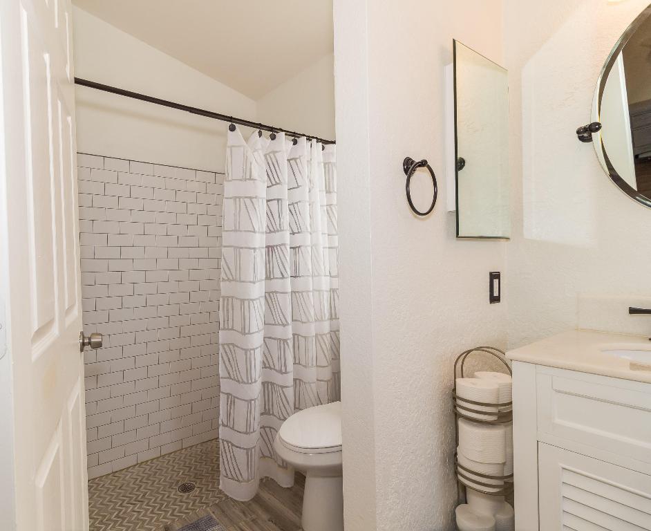 MONTEREY ON THE LAKE - Residential