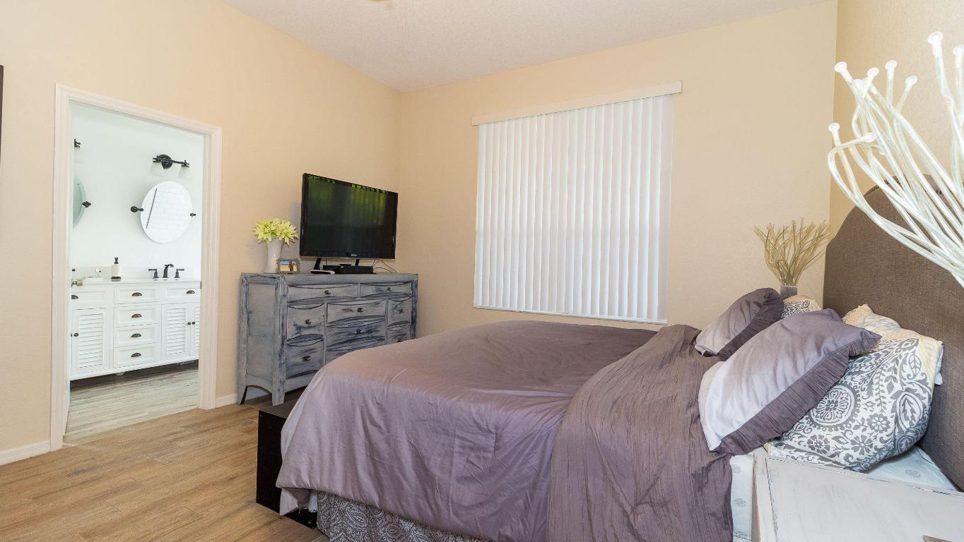 MONTEREY ON THE LAKE - Residential