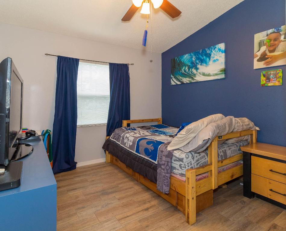 MONTEREY ON THE LAKE - Residential