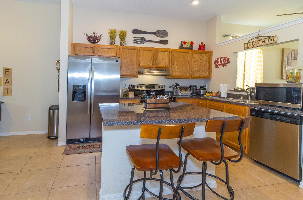 MONTEREY ON THE LAKE - Residential