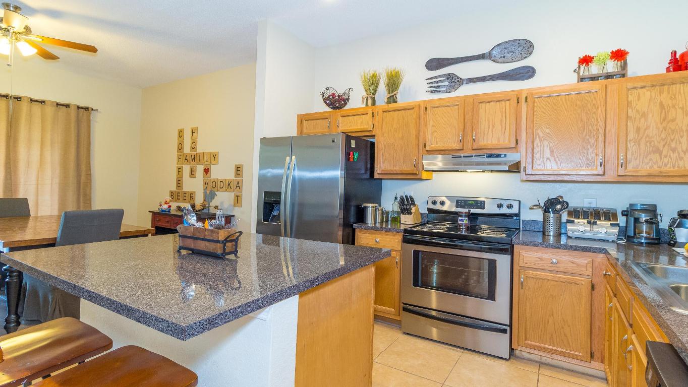 MONTEREY ON THE LAKE - Residential