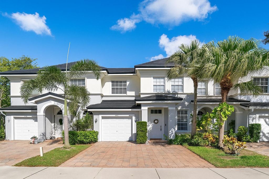 Photo of 4443 Regal Court, Delray Beach, FL 33445 (MLS # R11131365)
