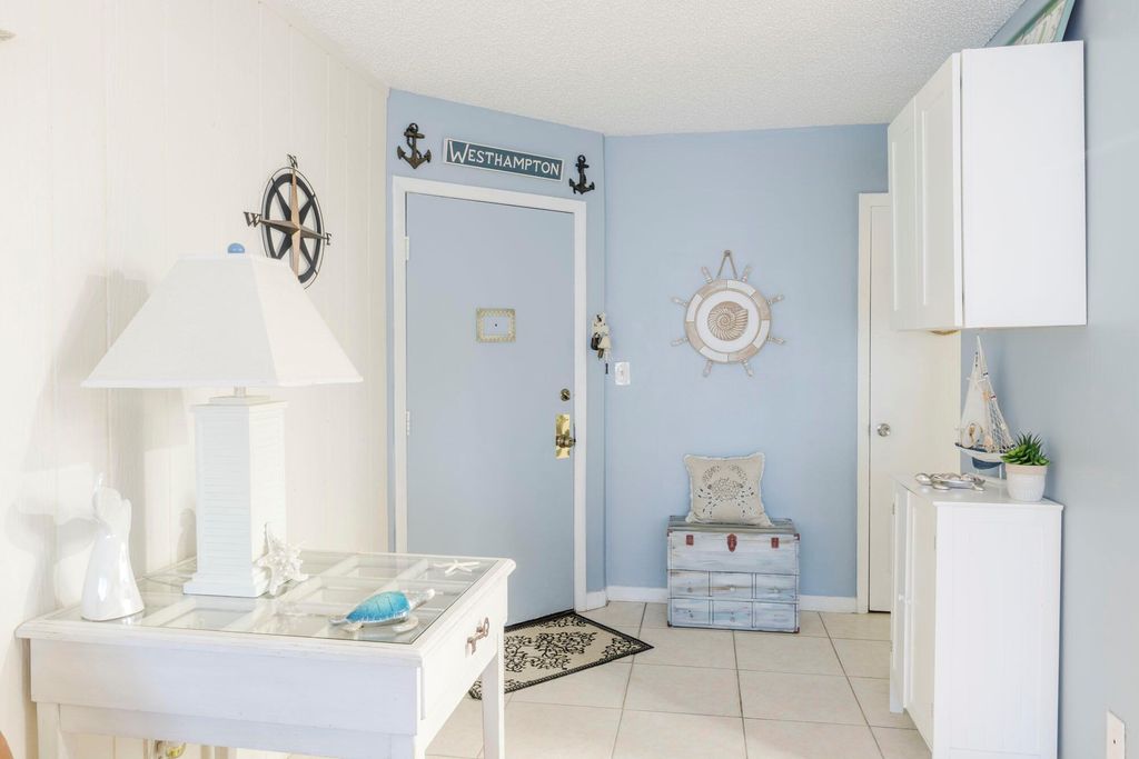 Photo of 1605 S Us Highway 1 #104v6, Jupiter, FL 33477 (MLS # R10919104)