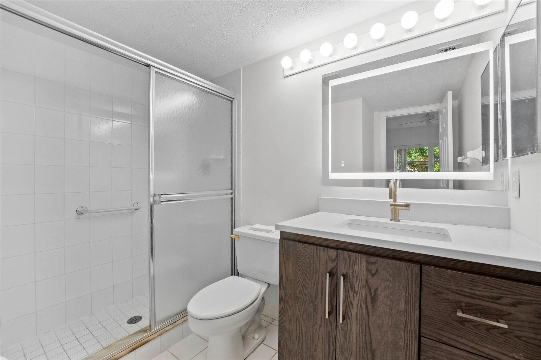 KINGSWOOD CONDO - Residential