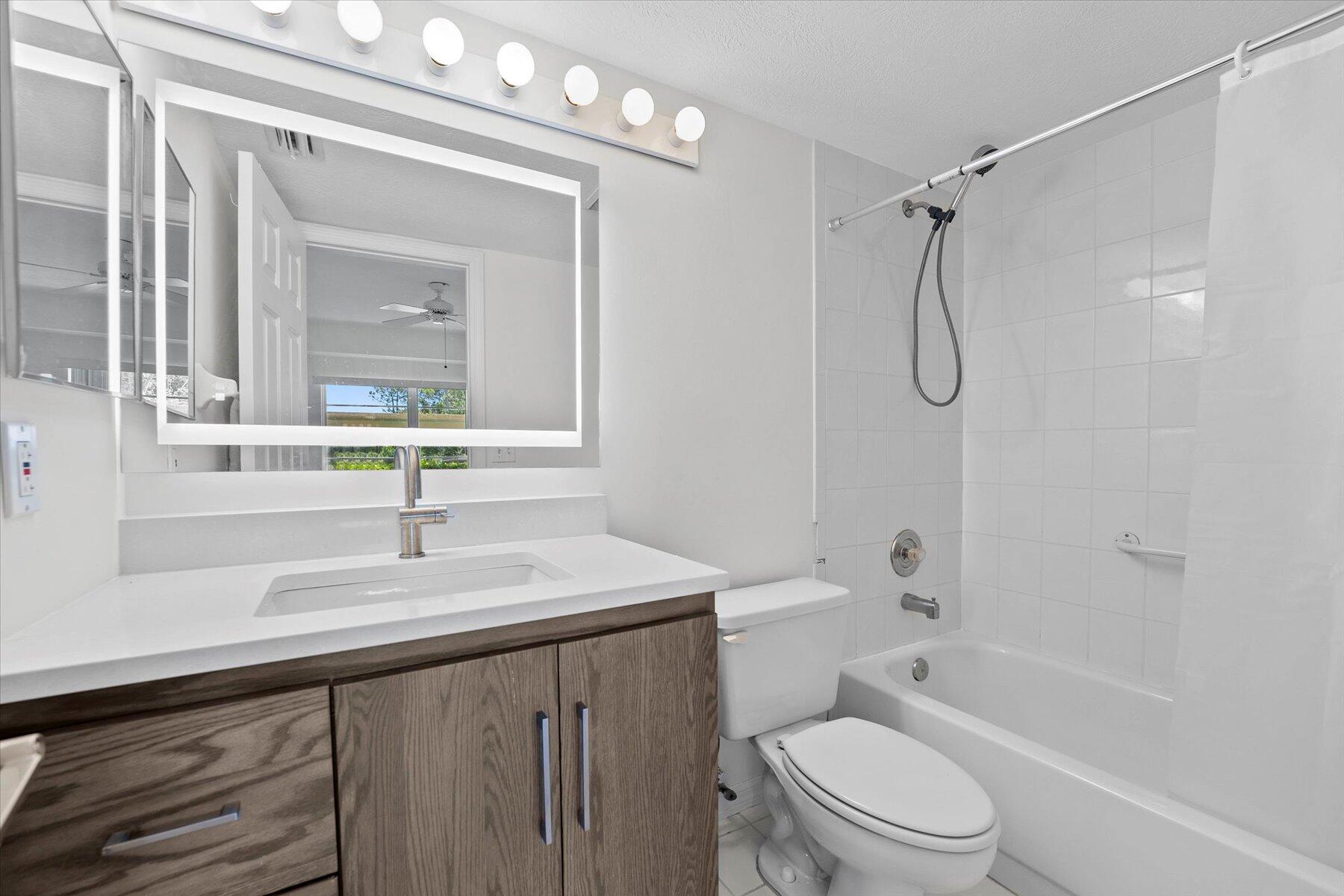 KINGSWOOD CONDO - Residential