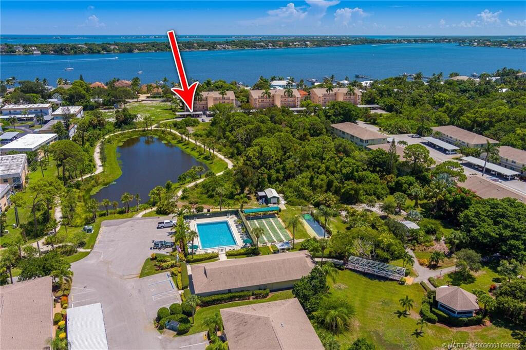 KINGSWOOD CONDO - Residential