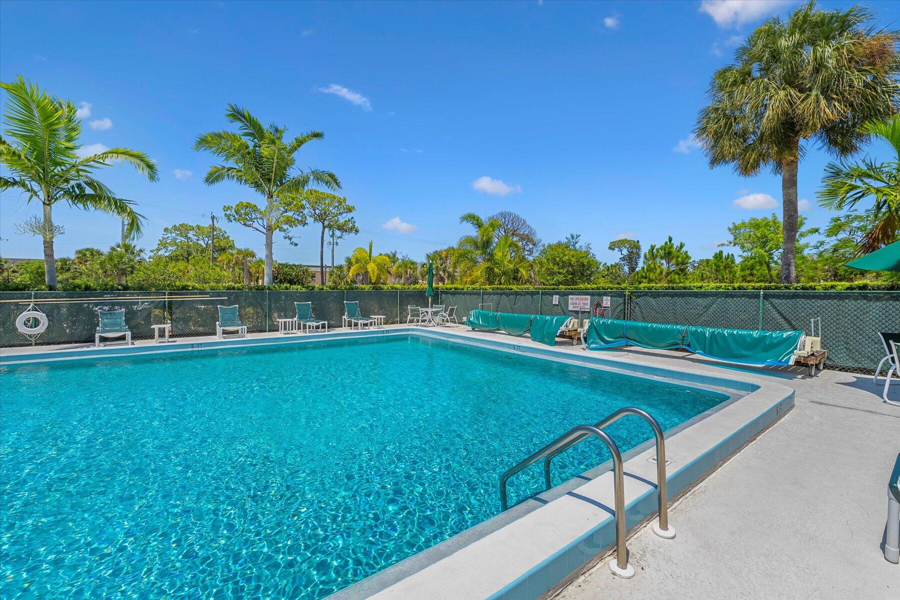 KINGSWOOD CONDO - Residential