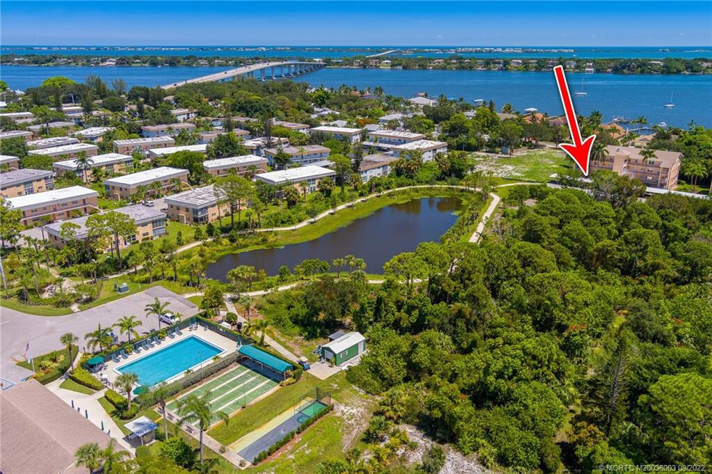 KINGSWOOD CONDO - Residential