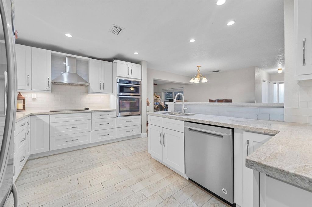 Photo of 3201 SW 18th Street, Fort Lauderdale, FL 33312 (MLS # F10523971)
