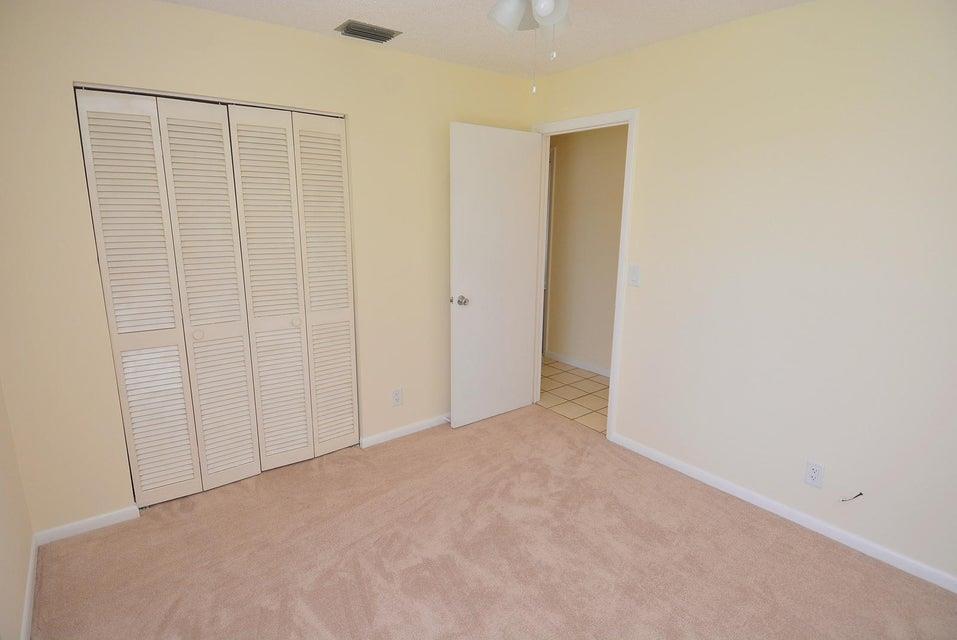 HOBE HEIGHTS - Residential