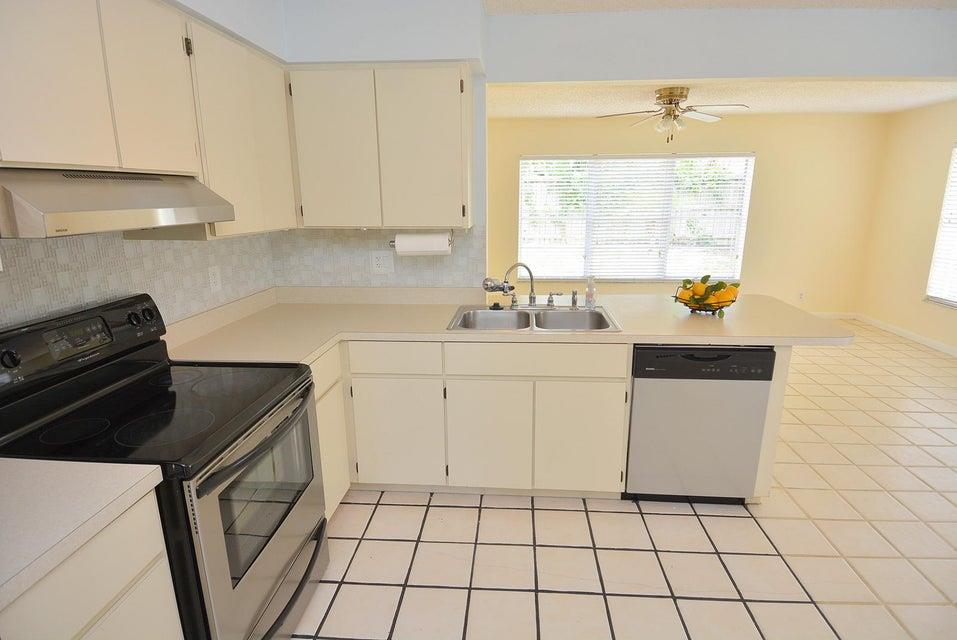 HOBE HEIGHTS - Residential