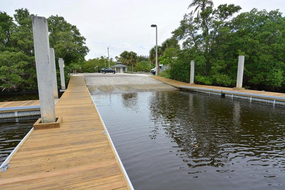 HOBE HEIGHTS - Residential