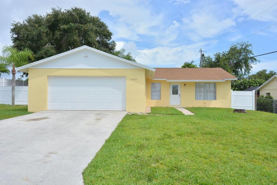 HOBE HEIGHTS - Residential