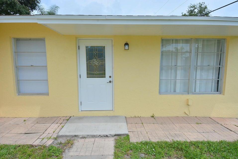 HOBE HEIGHTS - Residential