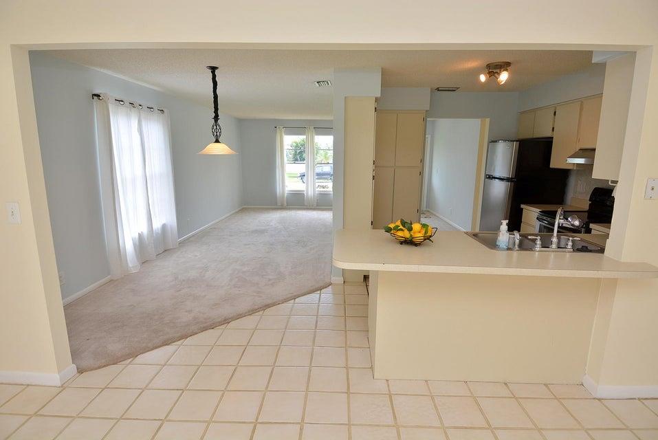 HOBE HEIGHTS - Residential