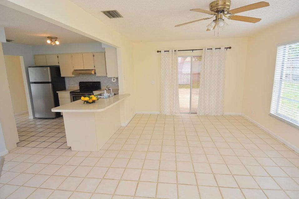 HOBE HEIGHTS - Residential