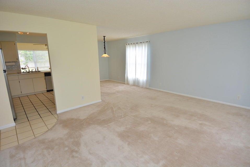 HOBE HEIGHTS - Residential