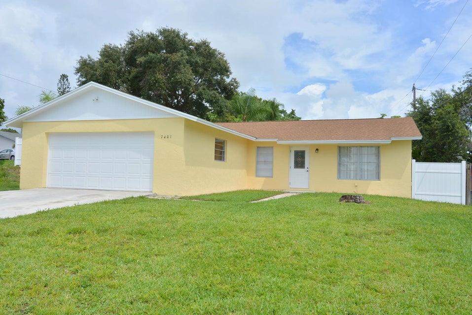 HOBE HEIGHTS - Residential