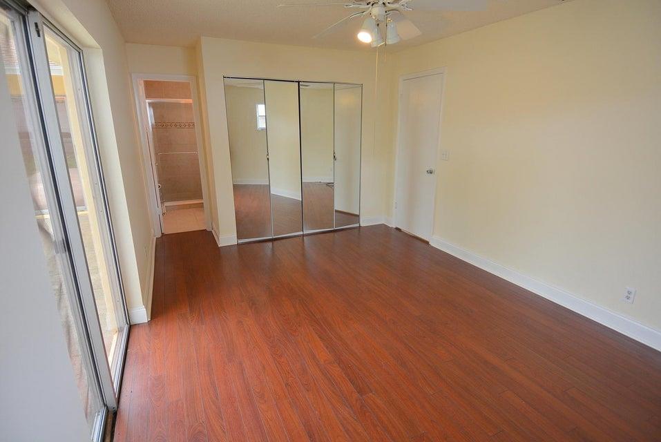 HOBE HEIGHTS - Residential