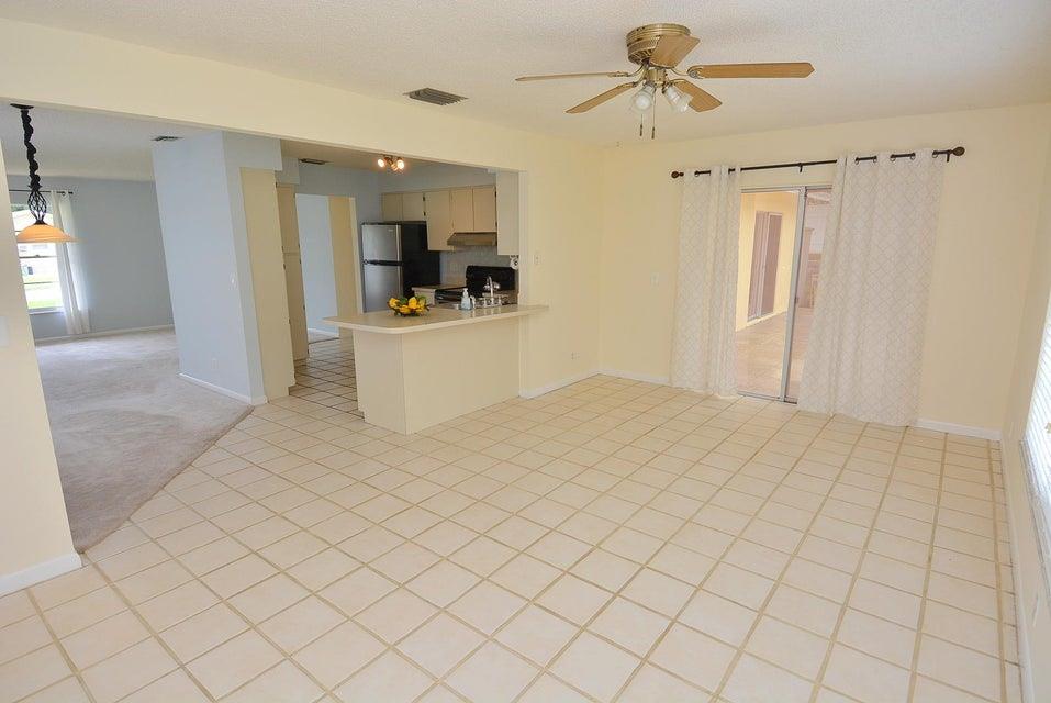 HOBE HEIGHTS - Residential