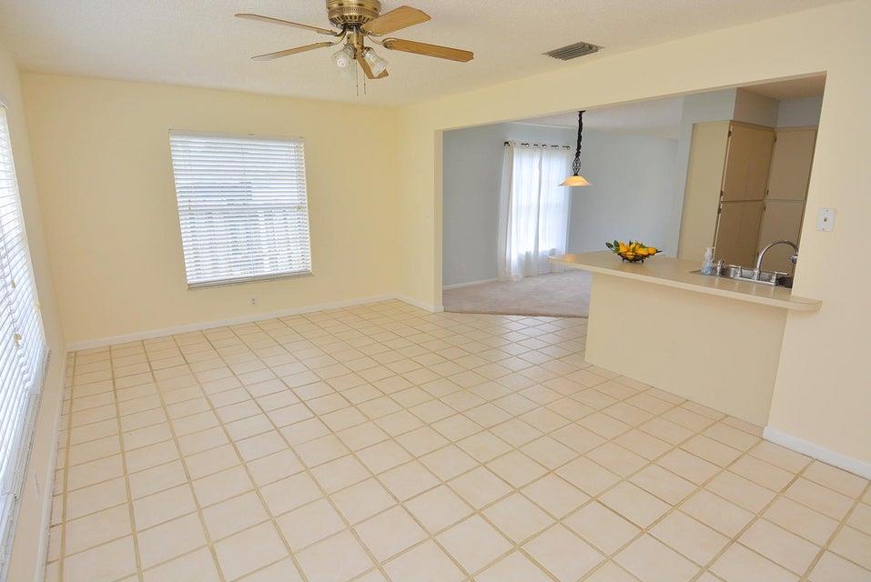 HOBE HEIGHTS - Residential