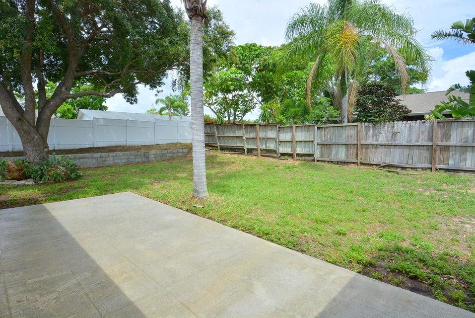 HOBE HEIGHTS - Residential