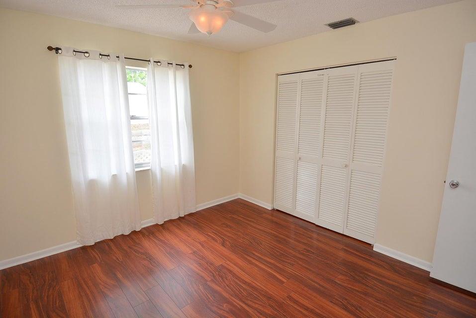 HOBE HEIGHTS - Residential