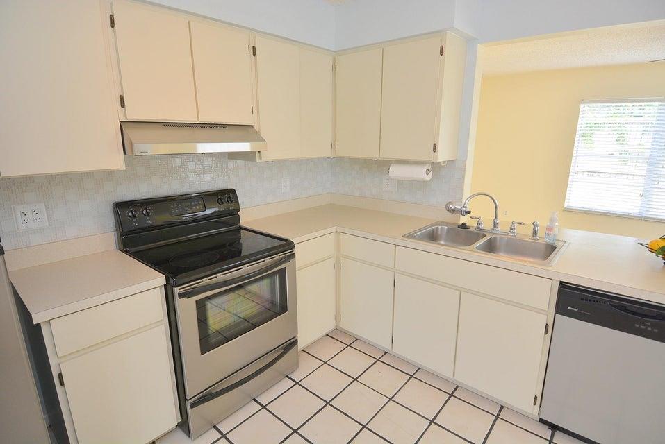 HOBE HEIGHTS - Residential