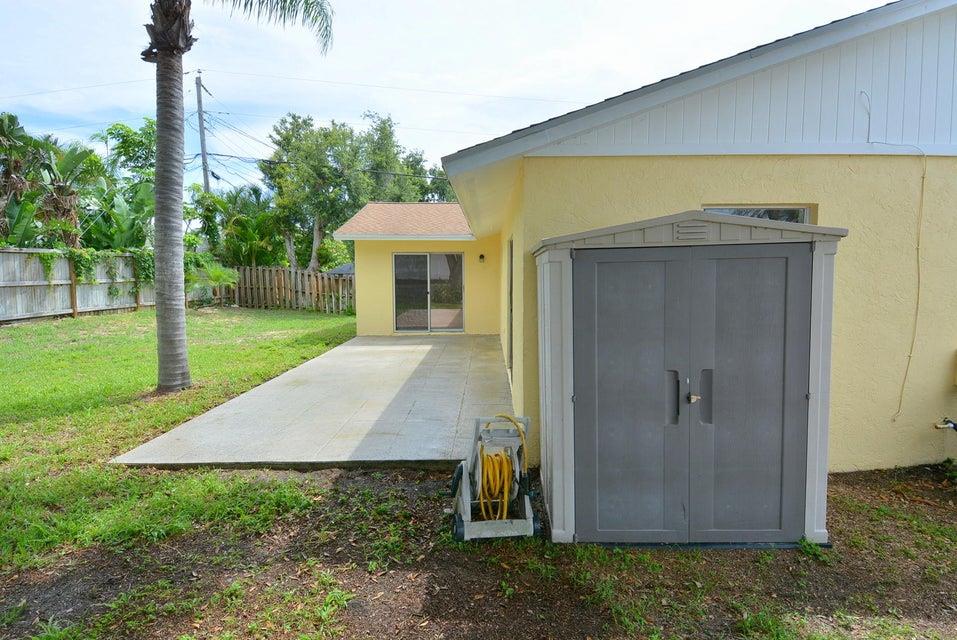 HOBE HEIGHTS - Residential