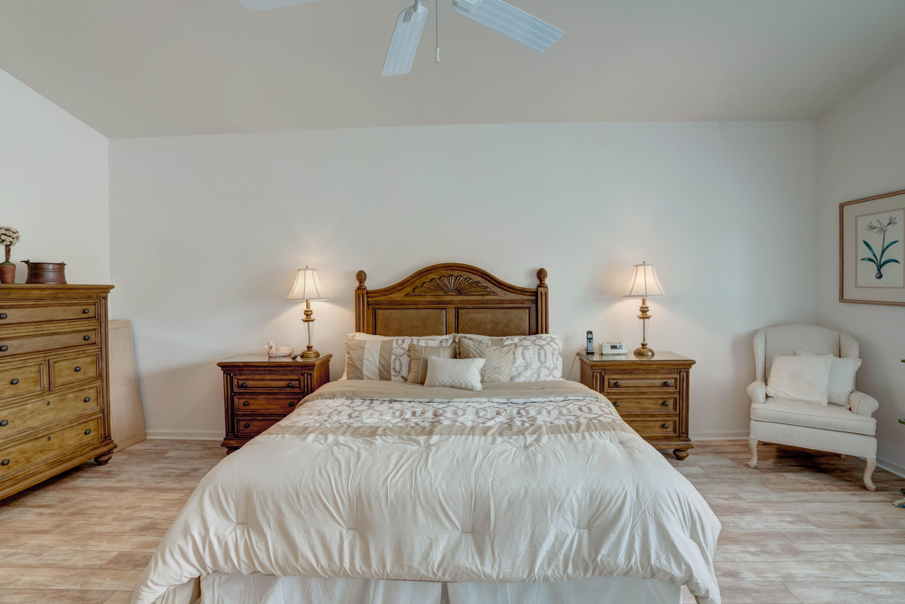 LANTERN BAY AT JONATHANS LANDING - Residential Lease