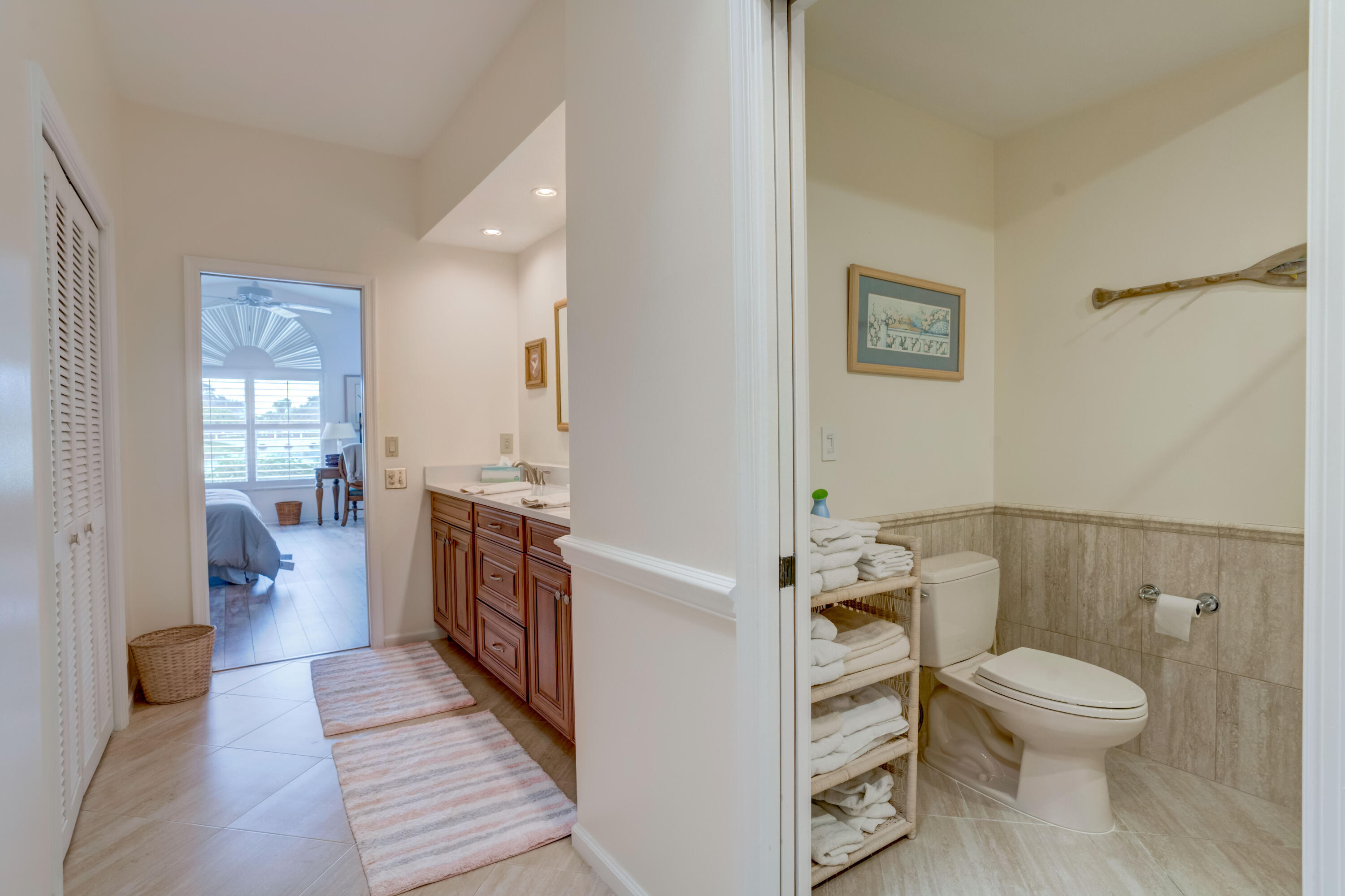 LANTERN BAY AT JONATHANS LANDING - Residential Lease