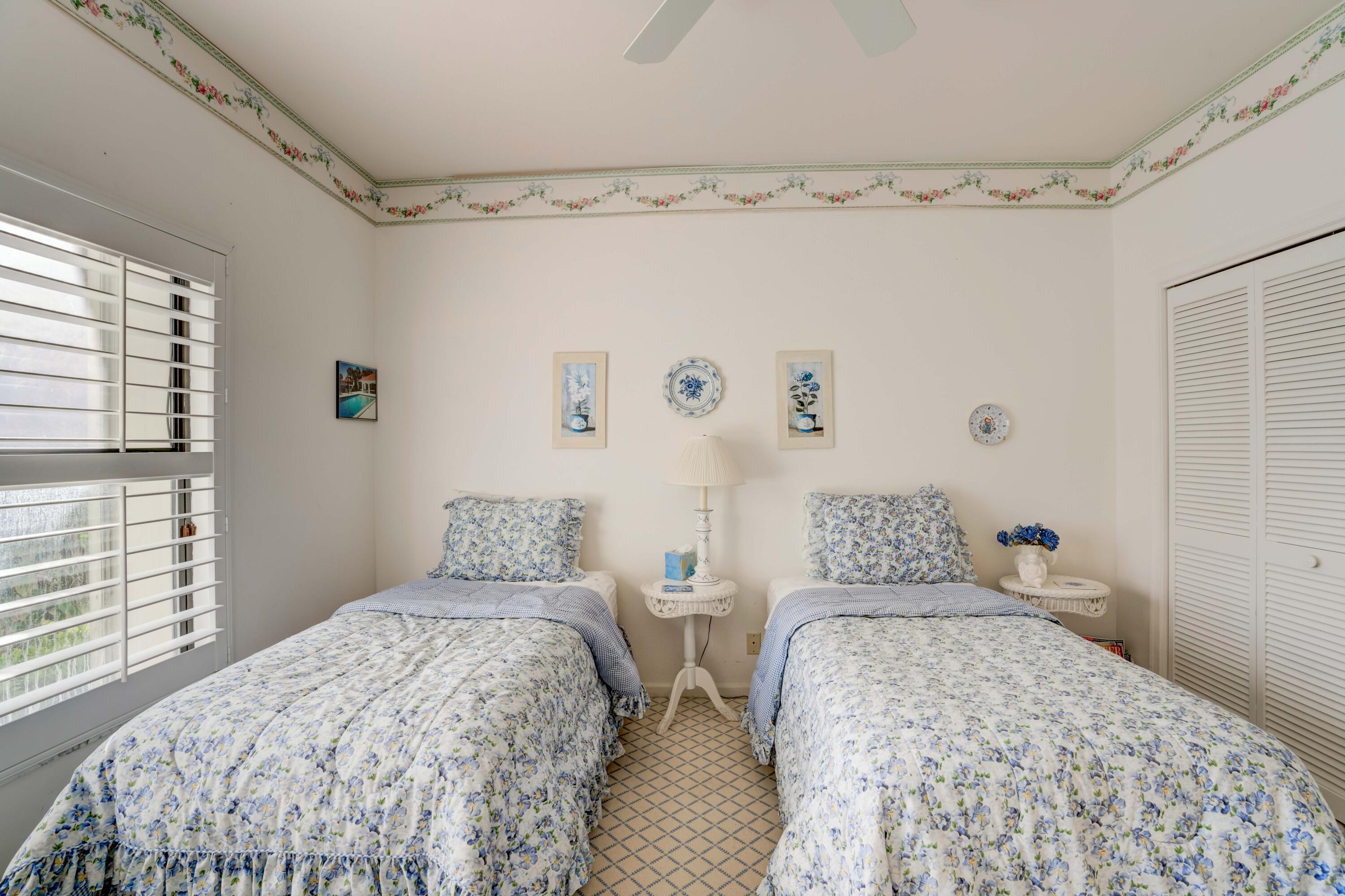 LANTERN BAY AT JONATHANS LANDING - Residential Lease