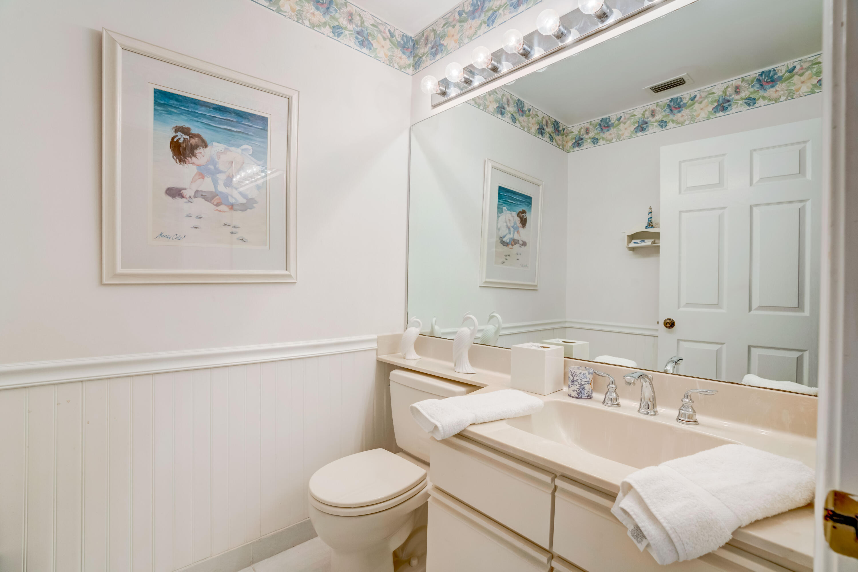 LANTERN BAY AT JONATHANS LANDING - Residential Lease