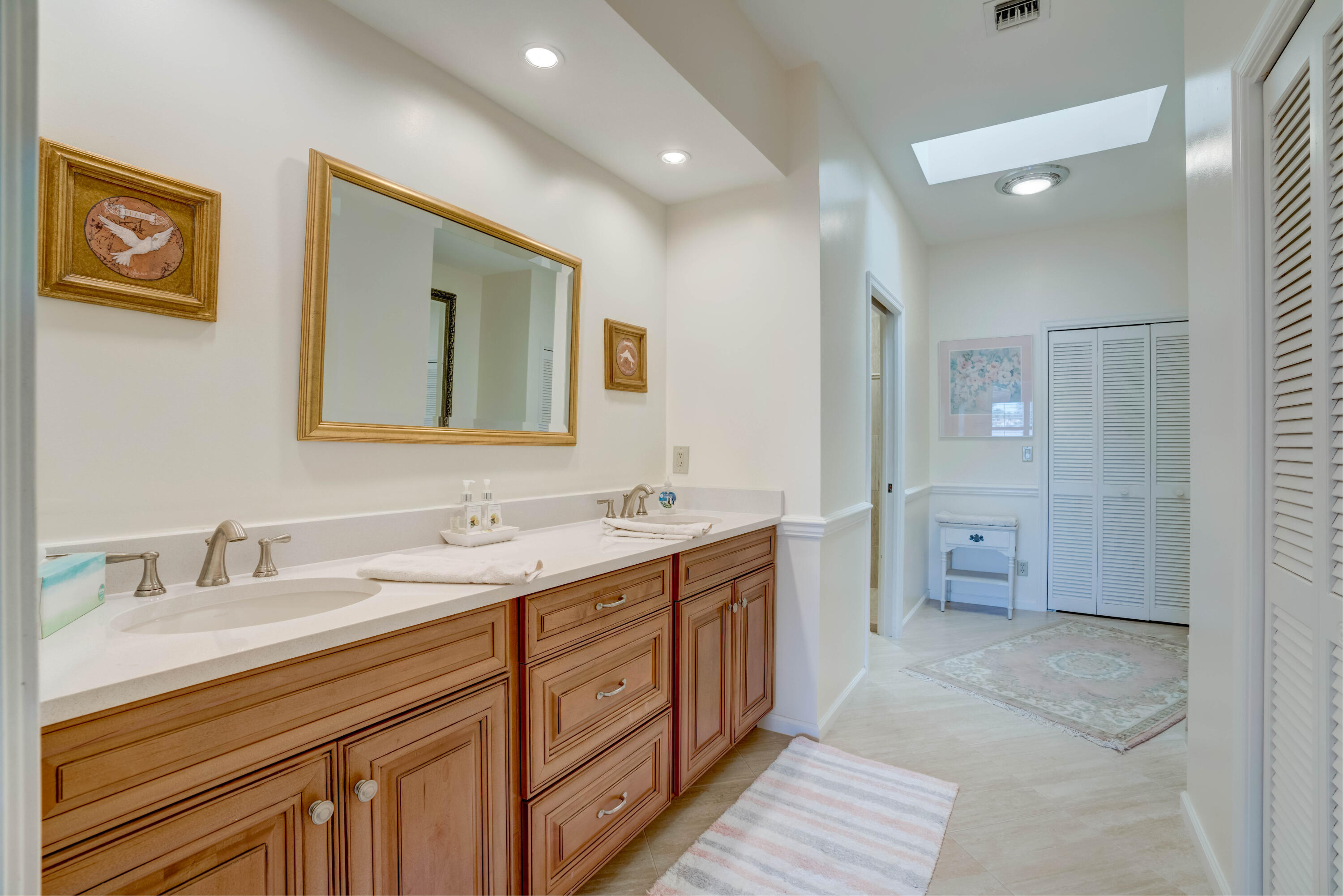 LANTERN BAY AT JONATHANS LANDING - Residential Lease