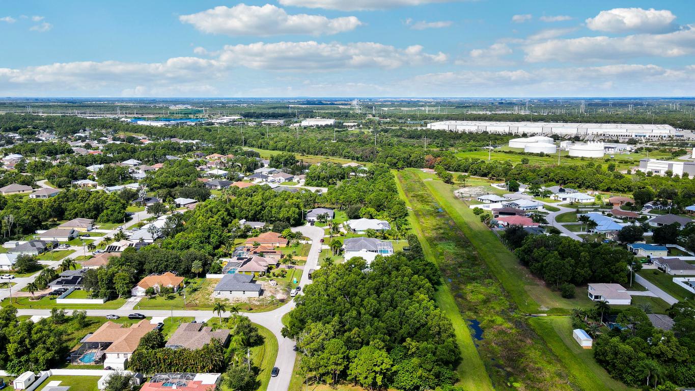 PORT ST LUCIE SECTION 47 - Land