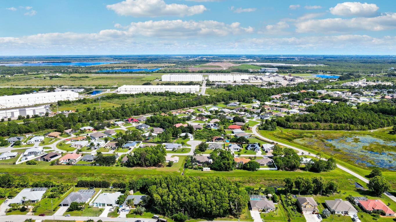 PORT ST LUCIE SECTION 47 - Land